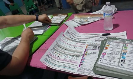 Funcionarios de casilla: los retos del compromiso social