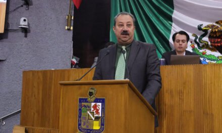 Buscan apoyar a bomberos