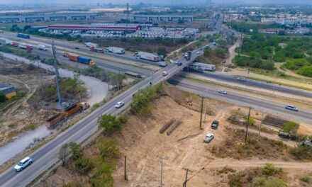 Avanzan obras de carretera Apodaca Juárez