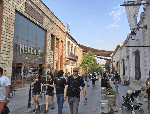 La calle Morelos, en el Barrio Antiguo